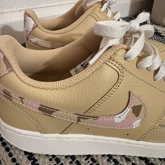 New Nike Court Vision Low Sneaker with Camo - Picture 9 of 11